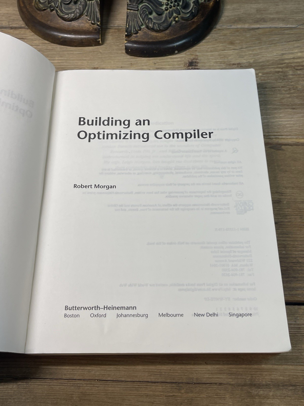 “Building an Optimizing Compiler” C. Robert Morgan (1997, Trade PB) FAST SHIP