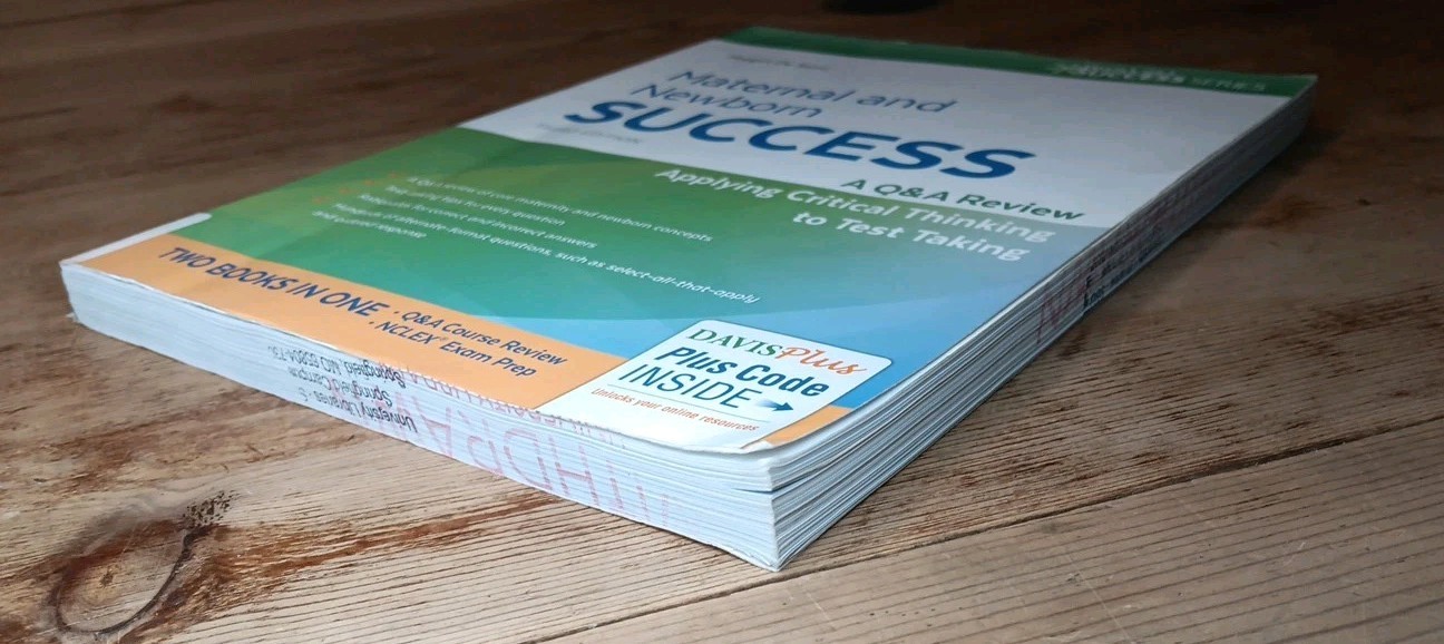 Maternal and Newborn Success Third Ed A Q&A NClex 2 In 1 PB Book 2017 De Sevo