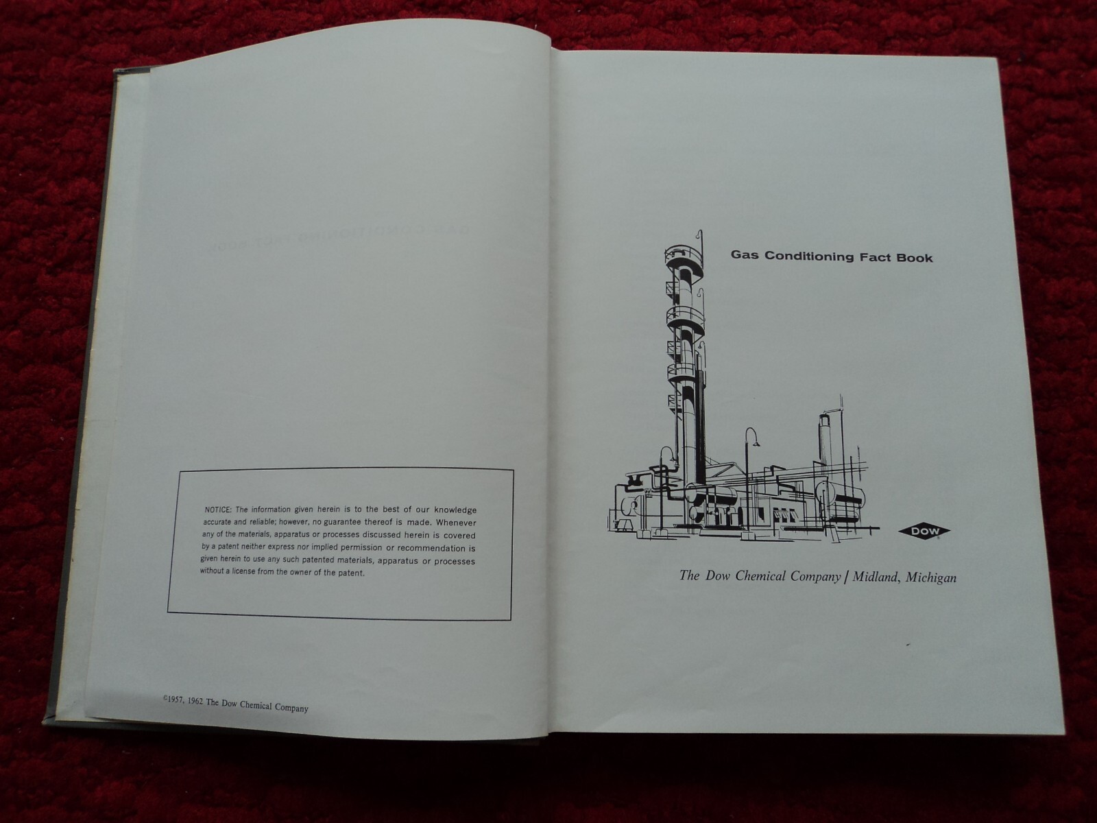 DOW GAS CONDITIONING FACT BOOK. Hardback, 394 pages. Very Good Condition.