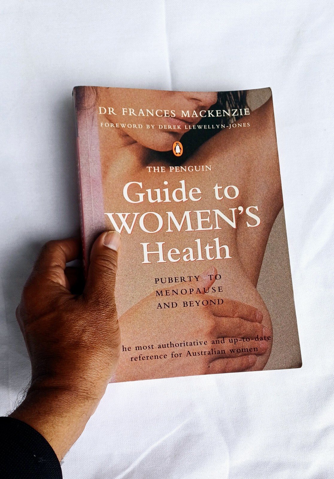 Used Book Penguin Guide to Women’s Health Australian 440 pages Very Good