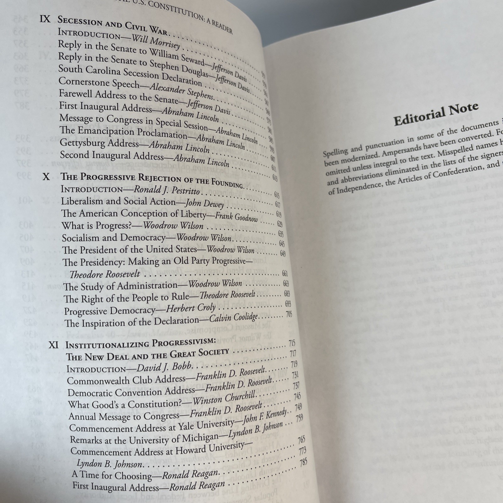 The U.S. Constitution: A Reader by Hillsdale College Politics Faculty- Free Ship