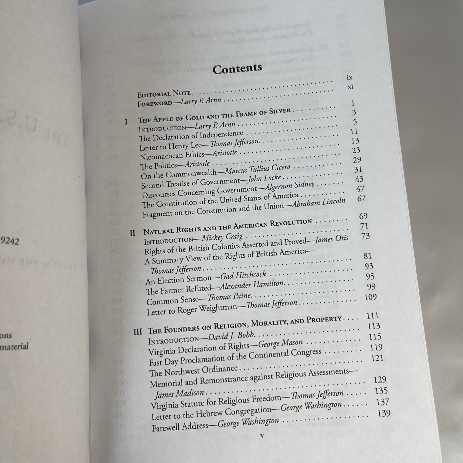 The U.S. Constitution: A Reader by Hillsdale College Politics Faculty- Free Ship