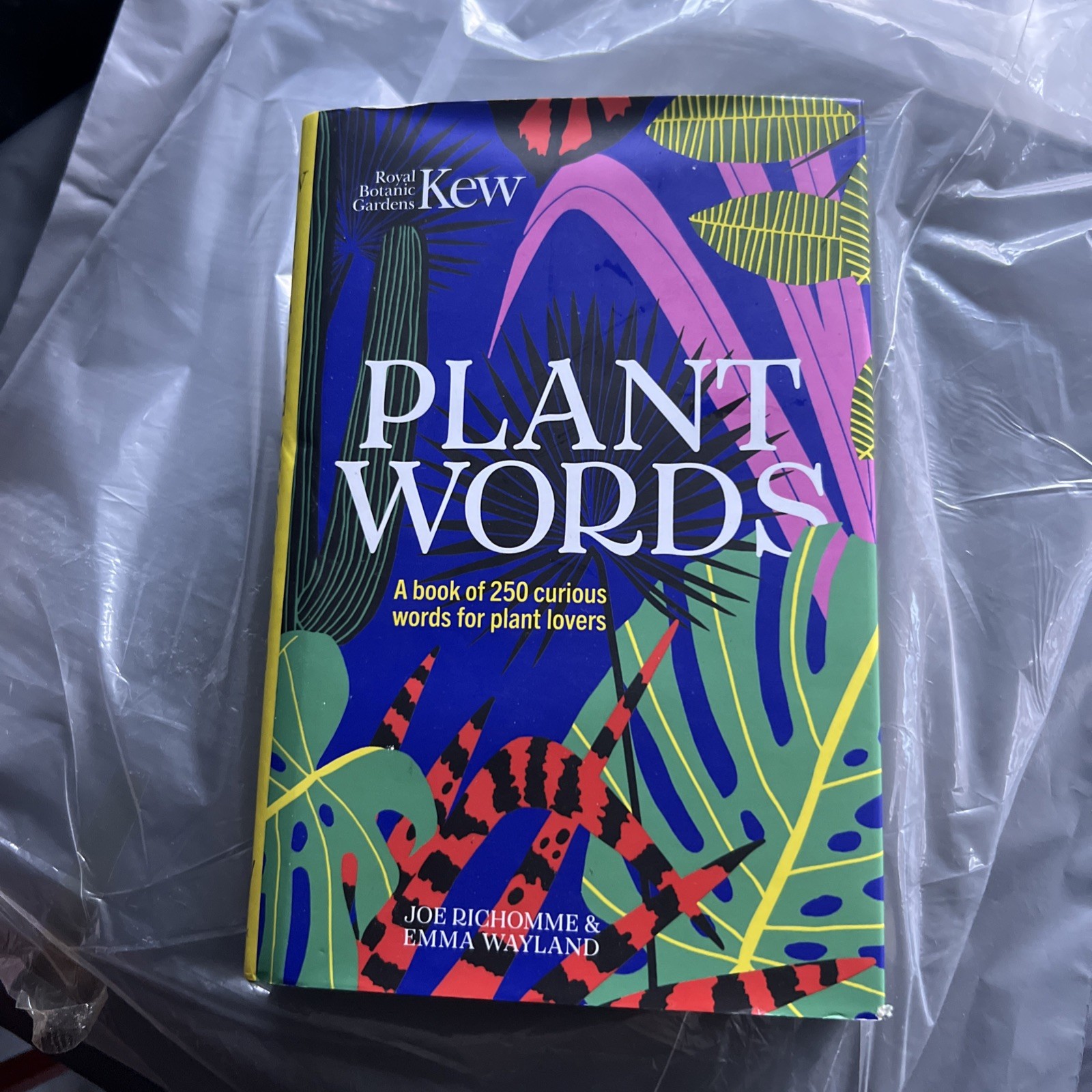 Kew – Plant Words: A book of 250 curious words for plant lovers | Hardcover