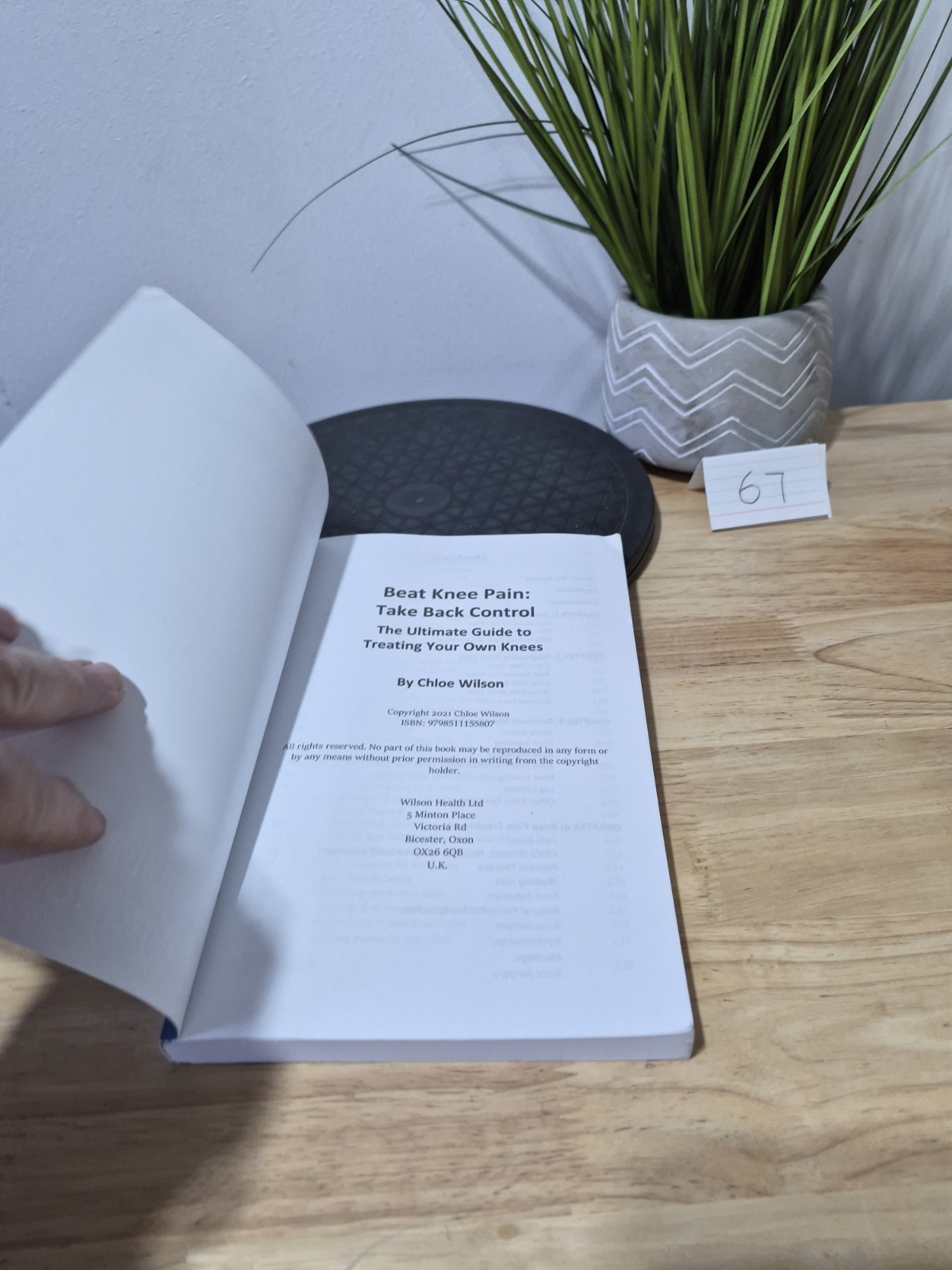 Beat Knee Pain: Take Back Control: The Ultimate Guide To Treating Your Own Knees