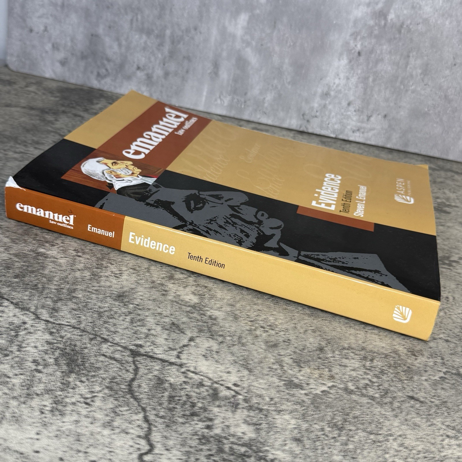Emanuel Law Outlines for Evidence 10 Edition Paperback Steven L. Emanuel