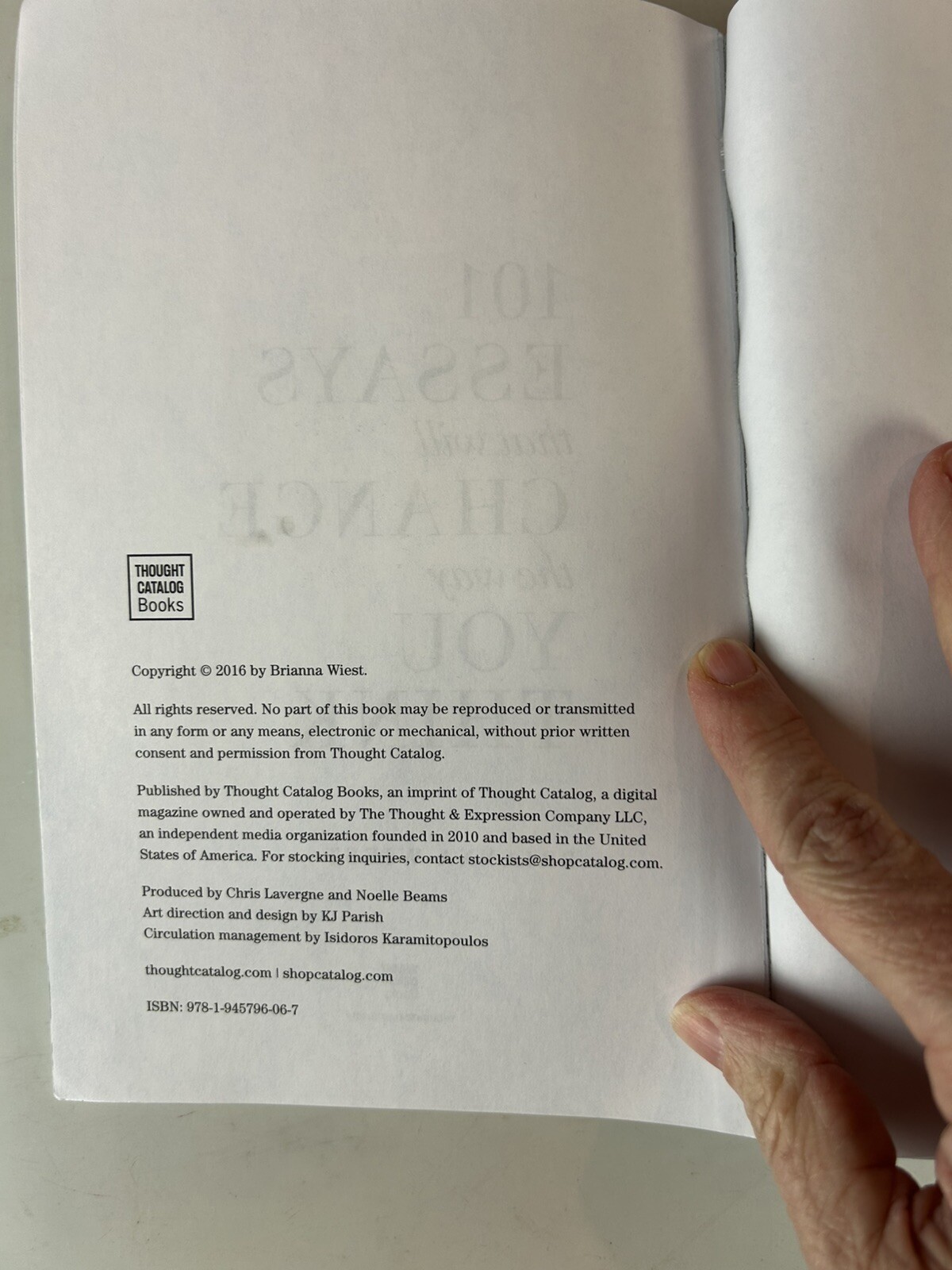 101 Essays That Will Change The Way You Think by Brianna Wiest Paperback Book