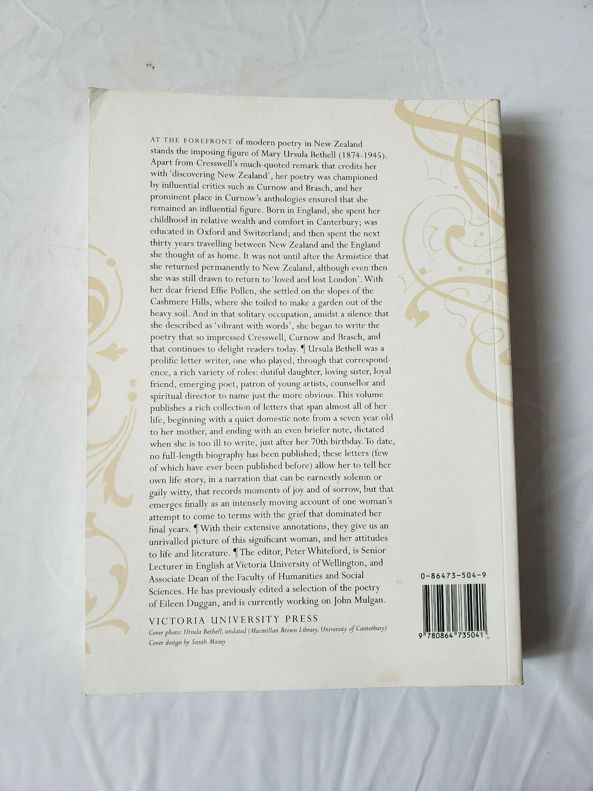 Vibrant with Words The Letters of Ursula Bethell by Ursula Bethell (Paperback)