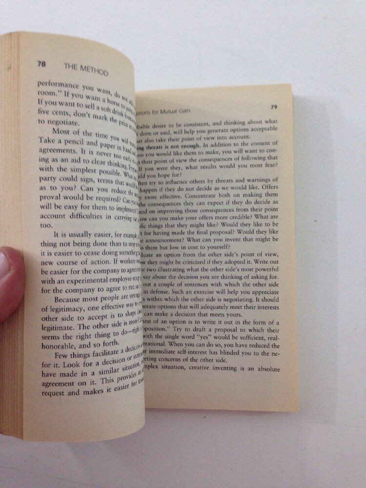 Getting to Yes – Roger Fisher (1991, Paperback)