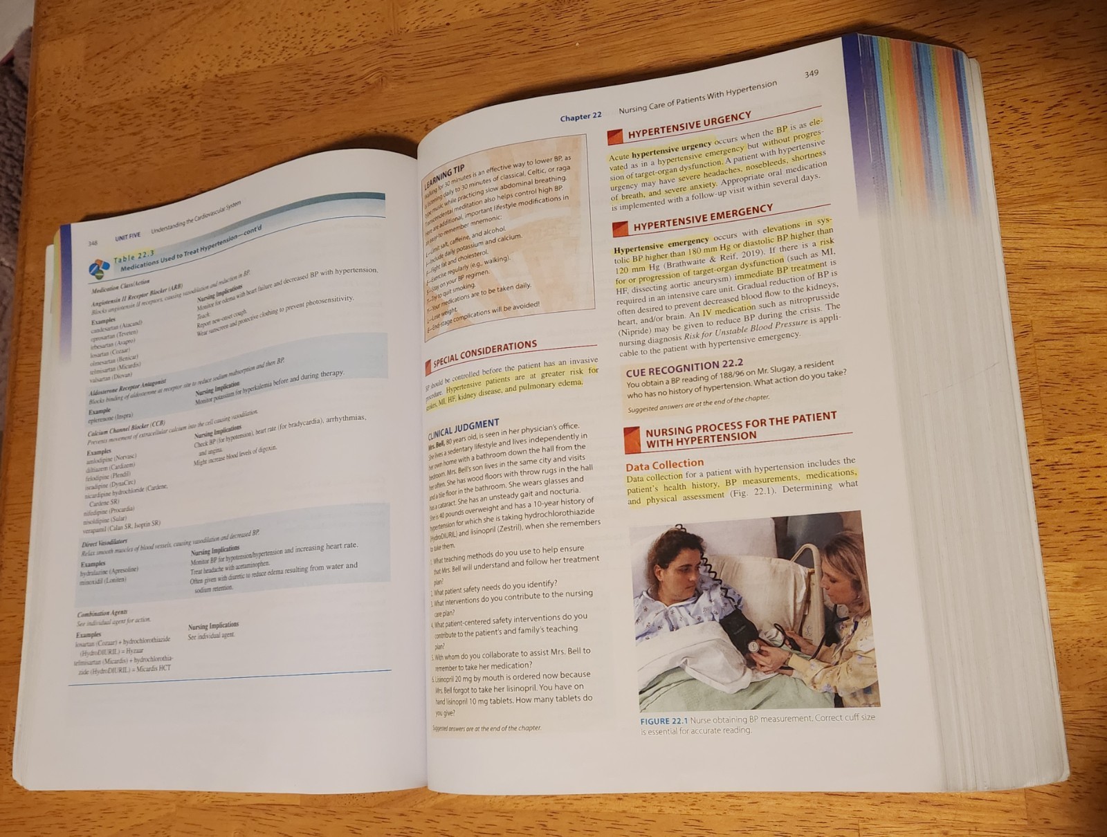 Davis Advantage for Understanding Medical-Surgical Nursing – Paperback – GOOD