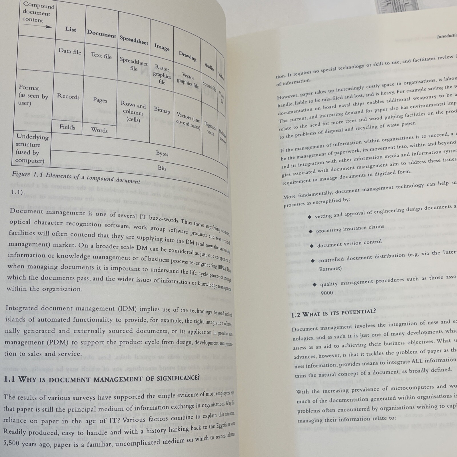 Effective Document Management: Unlocking Corporate Knowledge by Bob Wiggins