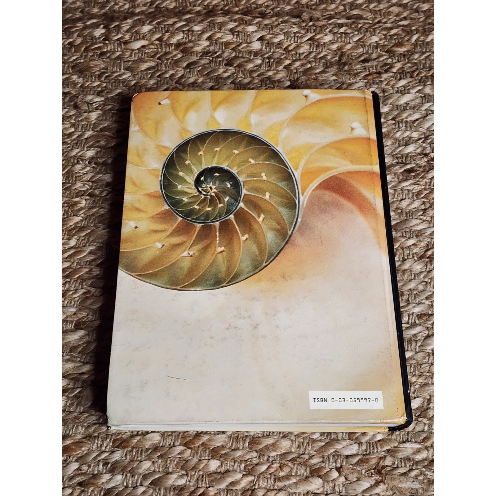 Vintage 1986 College Text Book The world Of Biology 3rd Edition Davis & Solomon