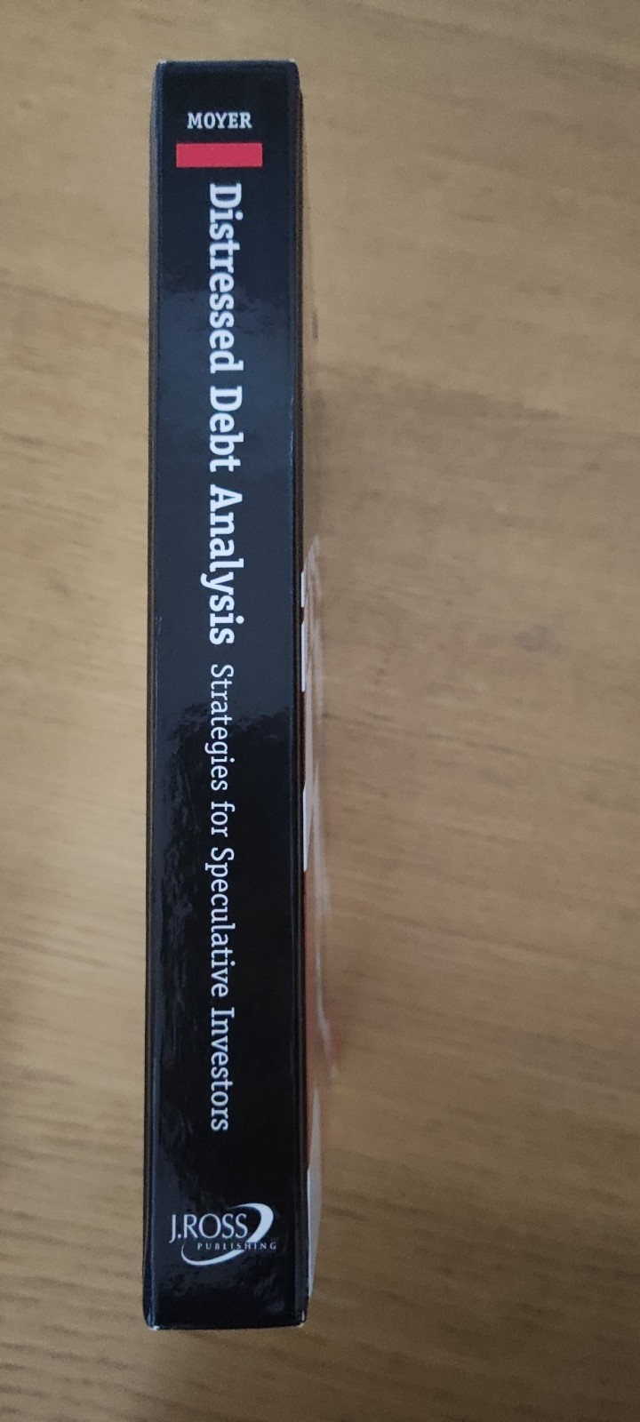 distressed debt analysis book (Shipping included in the price)