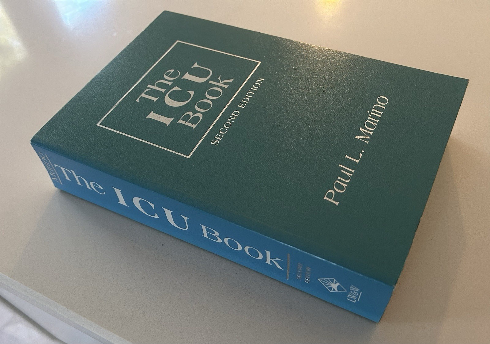 The ICU Book by Paul L. Marino Second Edition in Excellent Condition
