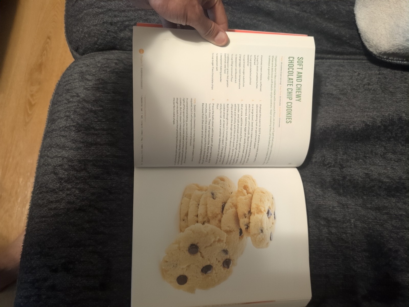 Big Book of Ketogenic Baking – Paperback By Ketchum, Carolyn – VERY GOOD