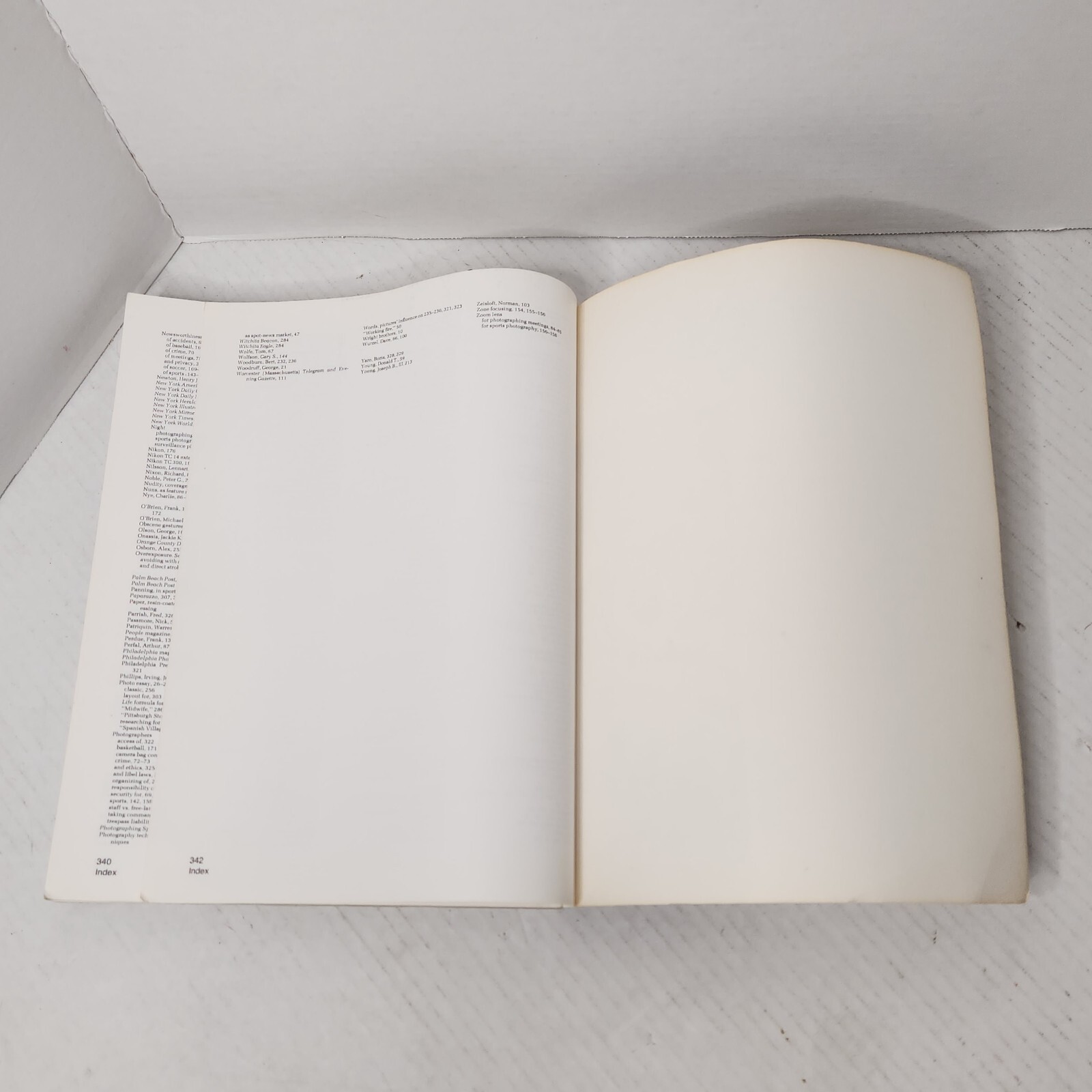 Photojournalism : The Professionals’ Approach Kenneth Kobre 1980 Trade PB READ