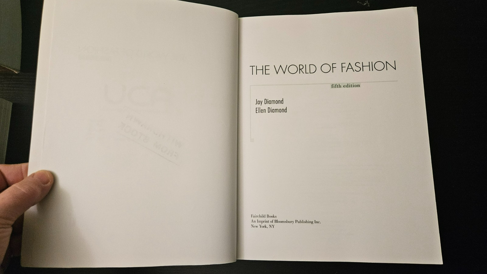 World of Fashion by Diamond and Diamond (2013, Paperback) LIKE NEW